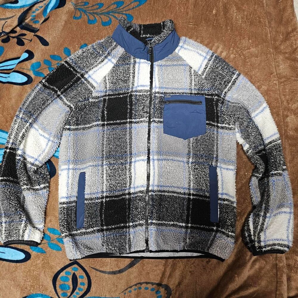 Buffalo David Bitton  mens size medium teddy sherpha sweater blue